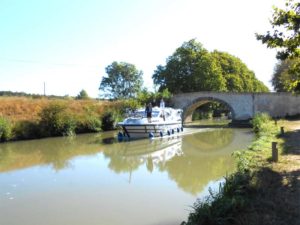 pont-en-pierre-canal-du-midi