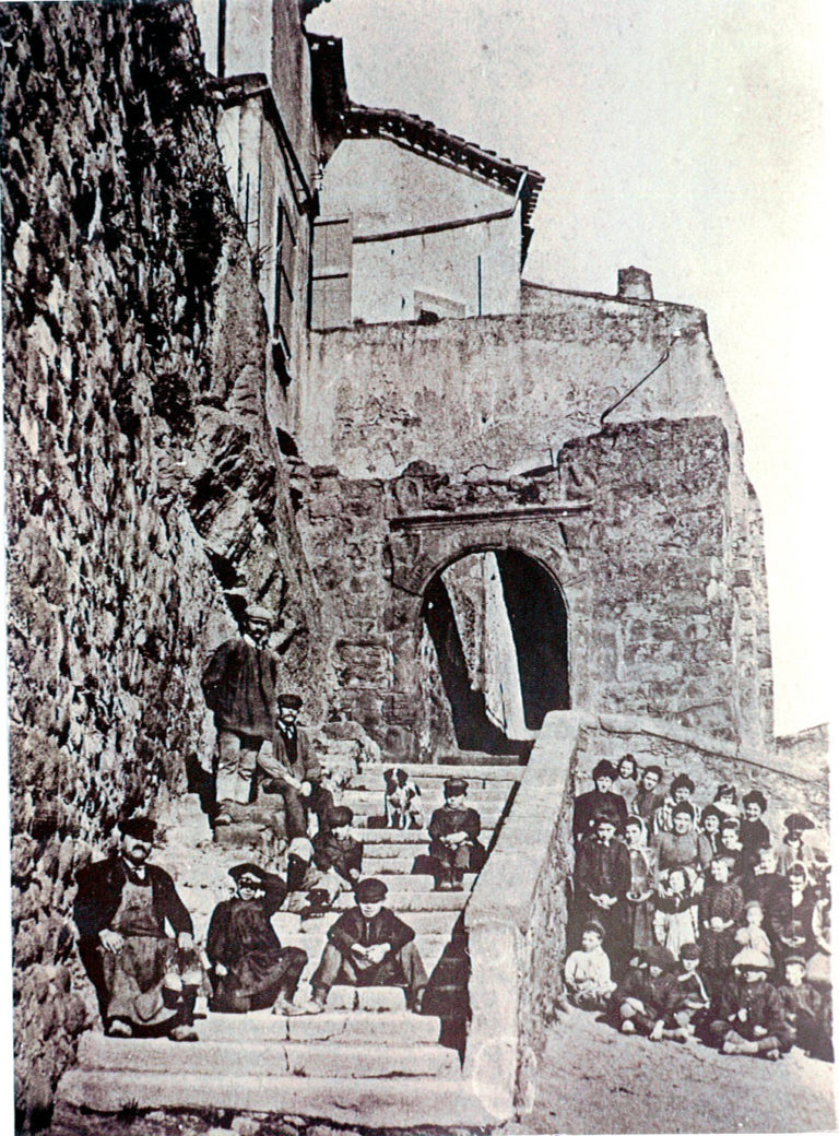 Entrée du château début du XXe siècle